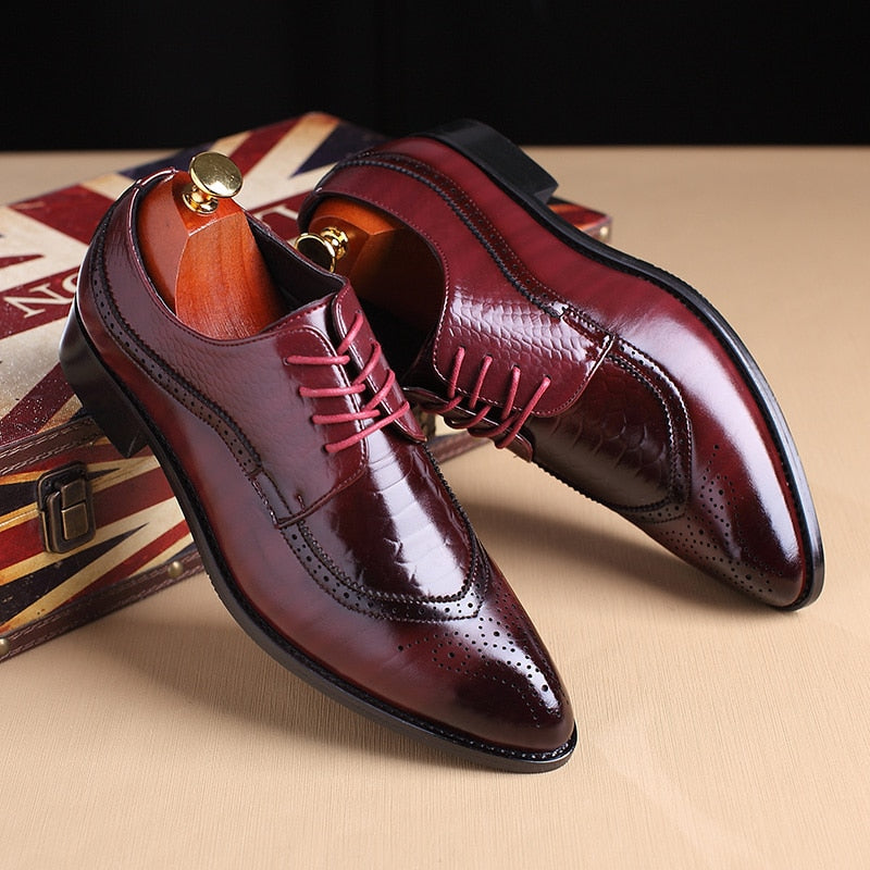 2020 High Quality Italian Leather Shoes Men Fashion Business Shoes Casual Shoes Pointed Toe Shoes Wedding Flat Dress Party Shoes