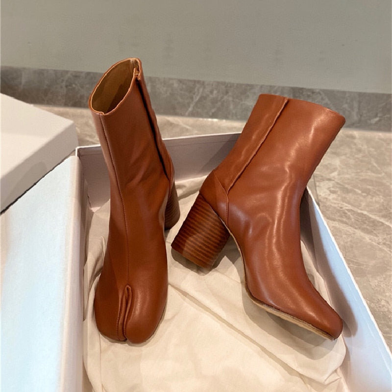 Real Cow Leather Split Toe Ninja Tabi Boots Women MM6 Brand Design Genuine Leather Ankle Boot Woman Round High Heels Shoes