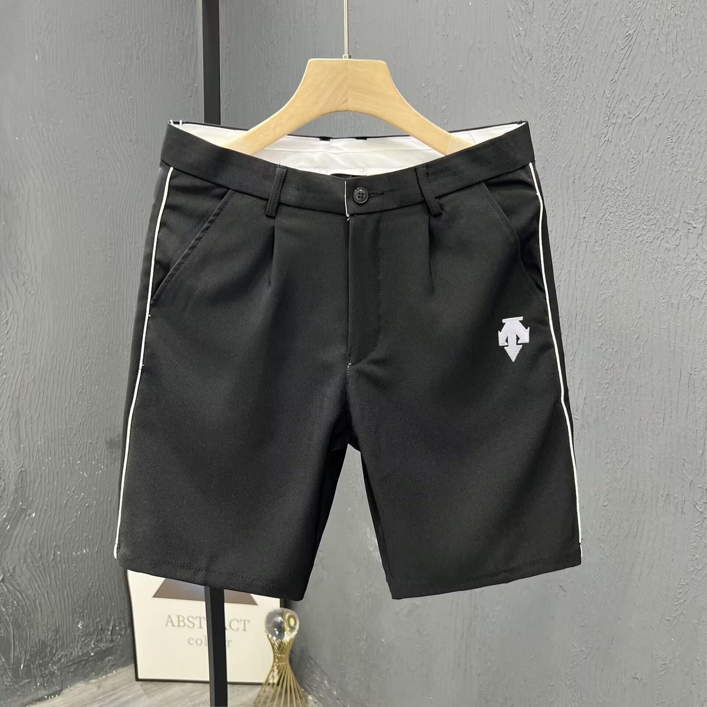 Embroidered Logo Summer Golf Casual Suit Shorts Men's Plankton Big Shorts 2023 New Striped Five-point Dress Pants Mid-pants