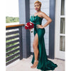 2023 African Bridesmaid Dresses Sleeveless Floor Length Sweep Train Side Slit Silk Satin Pleated Wedding Party Bridemaid Gown